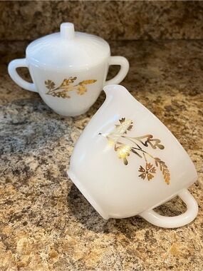 Vintage Federal Glass milk glass creamer & sugar bowl Meadow Gold Wheat pattern.